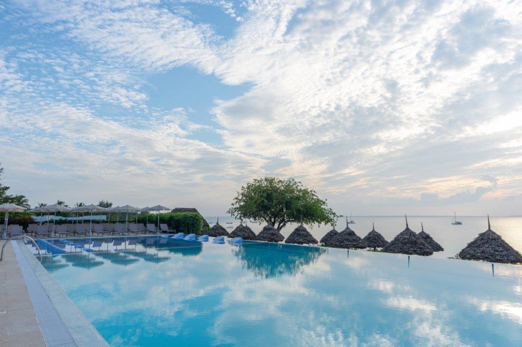 XZN_19_020 - Pools