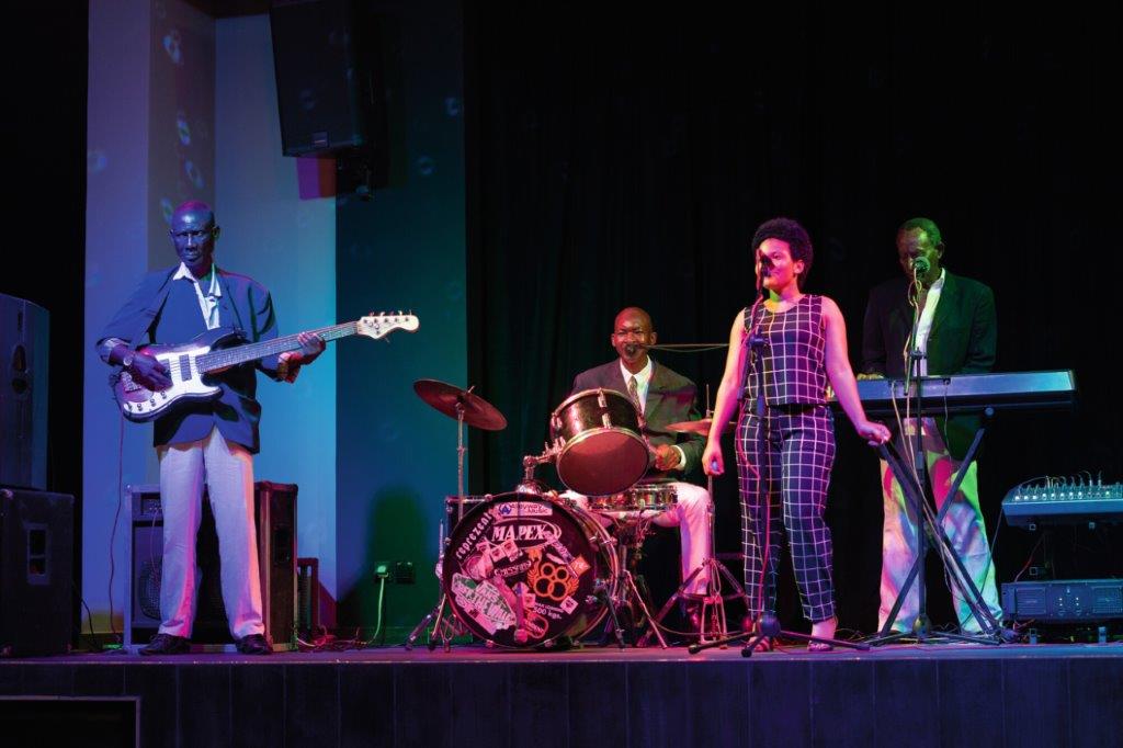 XZN_19_129 - Show